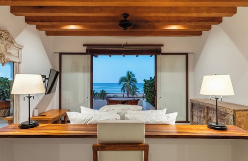 Ixtapa - Zihuatanejo Apartment | Marea Beachfront Villas