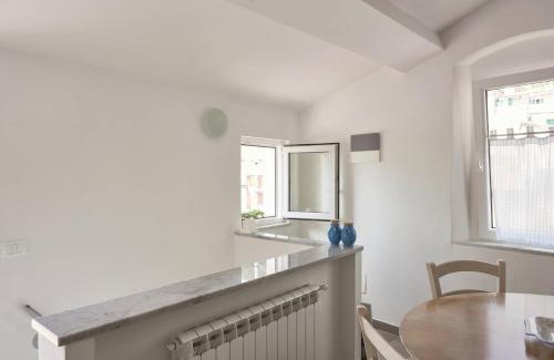 San Terenzo Apartment | MaRea