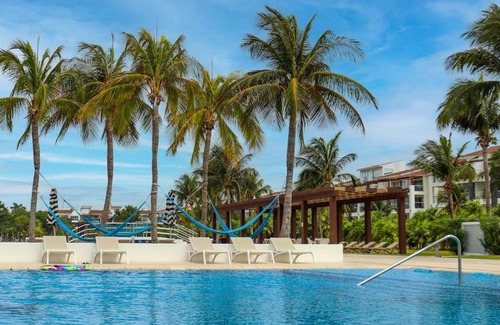 Puerto Juarez Apartment | Mareazul Beachfront Resort - Casa Ancora