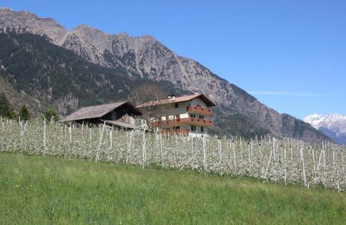 Parcines Apartment | Mareinhof - Urlaub auf dem Apfelbauernhof