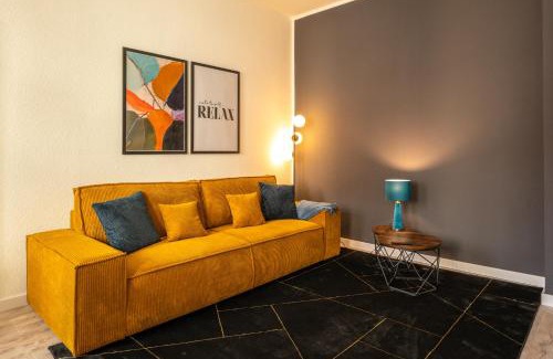 Gera Apartment | maremar - Design Apartment - Luxus Boxspringbett - Zentral - Küche - Arbeitsplatz - Highspeed WLAN