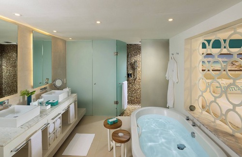 Puerto Morelos Resort | Margaritaville Island Reserve Riviera Cancún - A Karisma All-Inclusive Experience for All