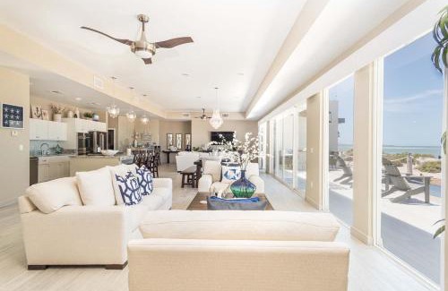 Laguna Shores House | Margaritaville