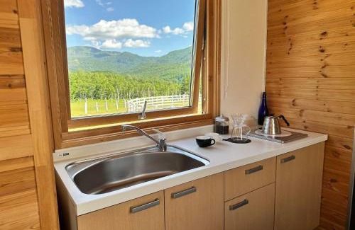 Akaigawa House | Margo's Garden Farmstay, Kiroro