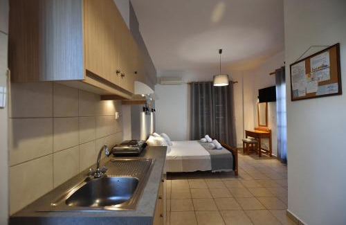 Kato Gouves Hotel | Mari Evans Apartments