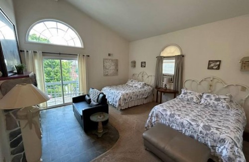 Berkeley Springs Bed & Breakfast | Maria's Garden and Inn