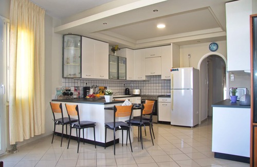 Archanes House | Maria's sea view apartment