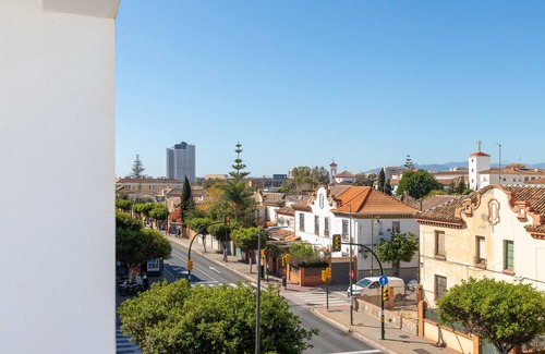 Ciudad Jardin House | MARIA TUBAU - Cozy apartment in Malaga - Free Wi-Fi.