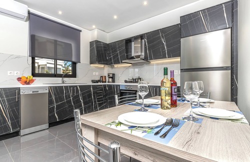 Halepa Apartment | Mariam Luxury Apts A2
