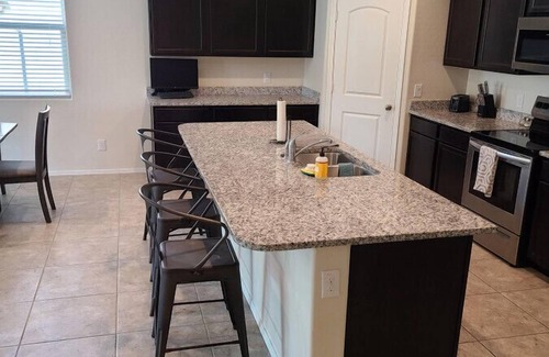 Maricopa House | Maricopa Manor Arizona