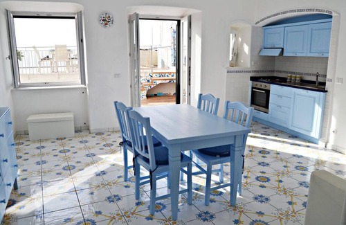 Le Forna Apartment | Maridea Ponza, CIRCE Three-room apartment, 2 bathrooms and private terrace