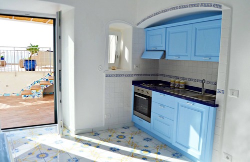 Le Forna Apartment | Maridea Ponza, CIRCE Three-room apartment, 2 bathrooms and private terrace