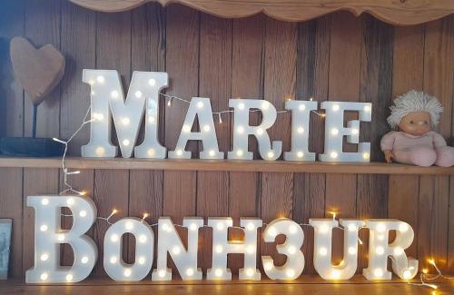Celles House | Marie Bonheur