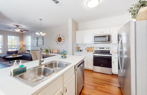 San Jacinto House | Marie Manor