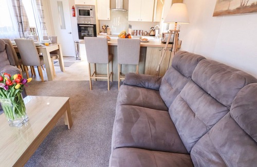 Runswick Bay Cottage | Marigold Lodge