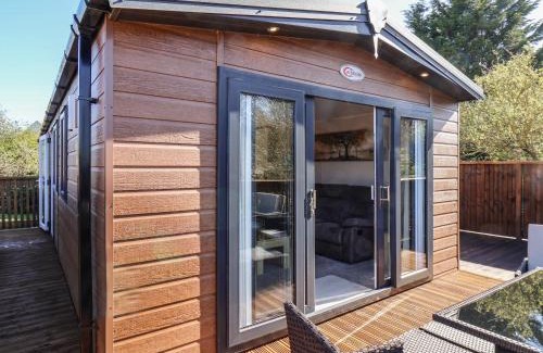 Runswick Bay House | Marigold Lodge