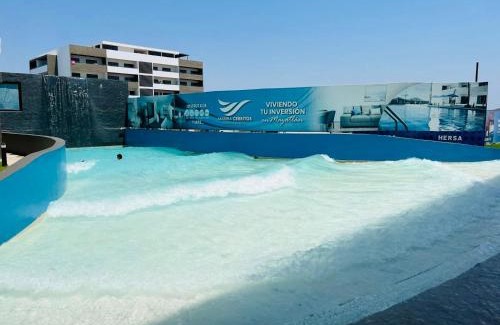 Villa Marina Apartment | Marina Cerritos: Rooftop Pools Near Beach
