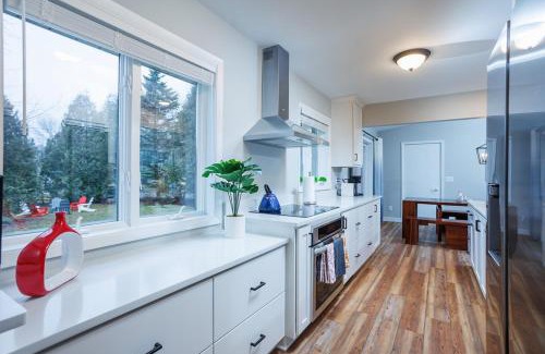 Baileys Harbor House | Marina Cottage by Simple Life Rentals