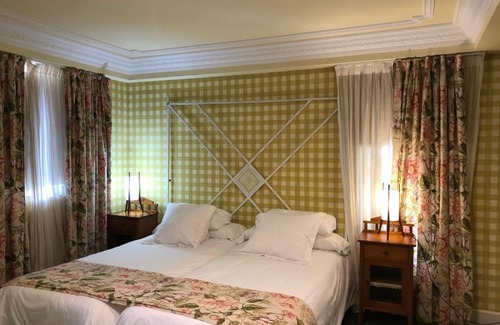 Comillas City Center Hotel | Marina de Campios