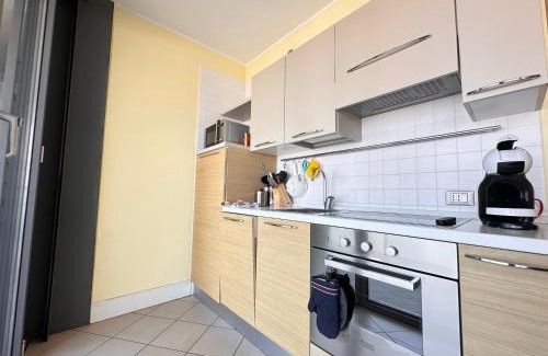 San Lorenzo al Mare Apartment | Marina dei Sogni - Appartamento fronte mare con terrazza e aria condizionata