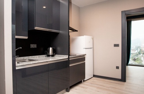 Yomra Hotel | Marina Green Suit Hotel