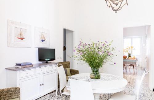 San Bartolomeo al Mare Apartment | Marina
