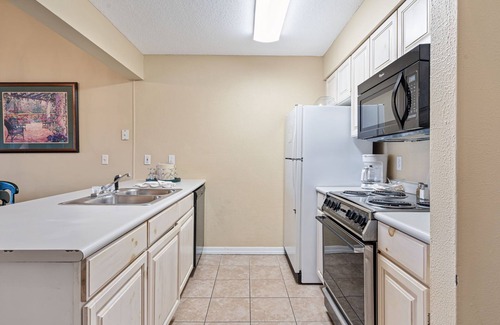 Indian Point Condo | Marina Oasis: Two Bedroom Condo with Boat Rentals