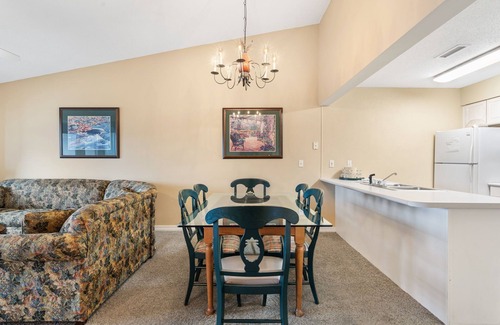 Indian Point Condo | Marina Oasis: Two Bedroom Condo with Boat Rentals
