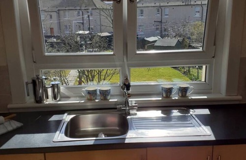 Troon Apartment | Marina View, Lovely Upper 3 Bedroom Apartment