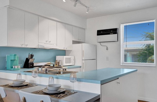 Hollywood South Central Beach Apartment | MARINE VILLAS HOLLYWOOD