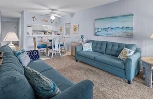 The Dunes Condo | Mariners Cove - Cozy condo located across from the beach and Ocean Annie's.