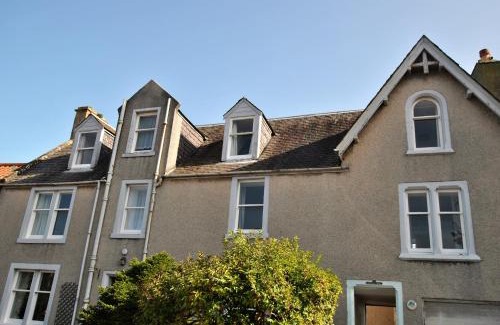 Crail Apartment | Mariners Retreat- spacious apartment in Crail