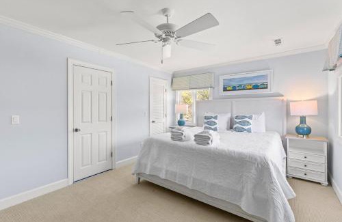 Isle of Palms Apartment | Mariners Walk 6B - Screen Porch Ocean Pool Walkout
