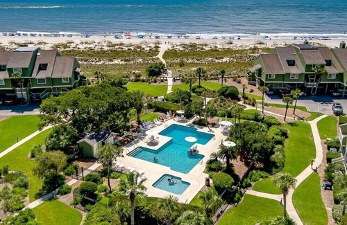 Isle of Palms Apartment | Mariners Walk 8B- Wild Dunes
