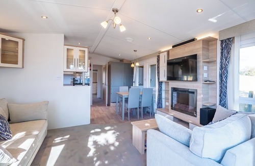 Mariri Cottage | Mariri Heights Sequoia Cottage Family and Pet Friendly