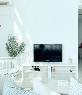 Gua Apartment | Maritime Suite Full Seaview Georgetown