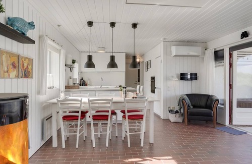 Rødhus House | "Marjon" - 400m from the sea by Interhome