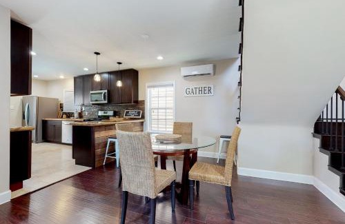 Galveston House | Market Gem