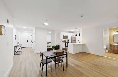 Downtown Wilmington Apartment | Market view Residence 503 I 1 Bedroom 1.5 Bathroom