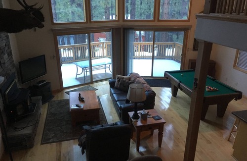 Markleeville House | Markleeville with a Hunting Lodge Feel!
