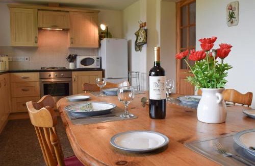 Manordeilo House | Marlais