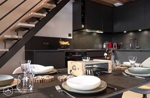 Bonneval-sur-Arc Apartment | Marmotton 01 - Apartment next to the slopes with Nordic bath