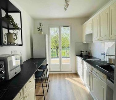 Serris Apartment | Marne la Vallée Apartment