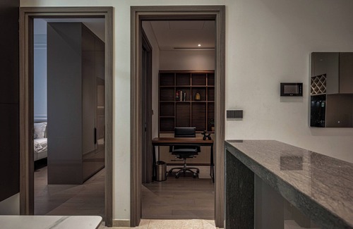 Da Kao Apartment | MarQ luxury Apartment Pool, Gym, Sauna, City Centern