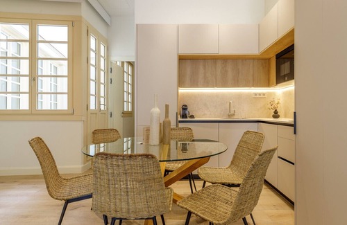 Centro Apartment | Marqués de Velazquez 2A