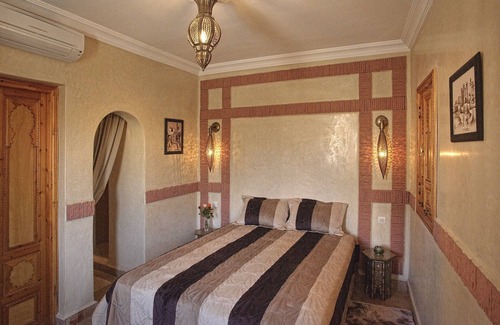 Kbour Chou House | Marrakech Exclusive Rental - Household staff and transfer included.