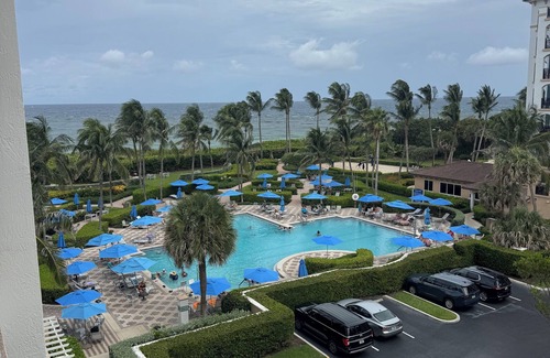 Marco Island Apartment | Marriot beachfront resort at Crystal shore in Marco Island 2 Br/2 BA villa
