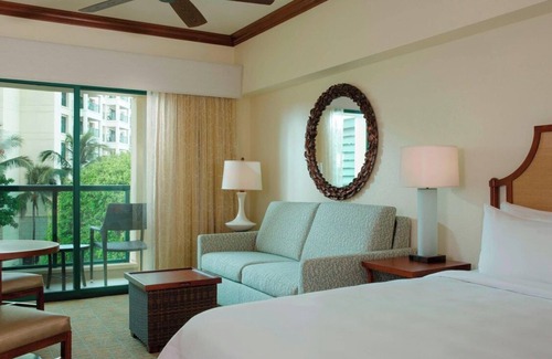 Ko Olina Resort | Marriott Ko Olina Beach Club 2BR Villa - Thanksgiving on the Beach!