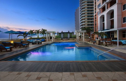 Barrier Island Condo | Marriott's BeachPlace Towers 2 Bedroom 2 Bath