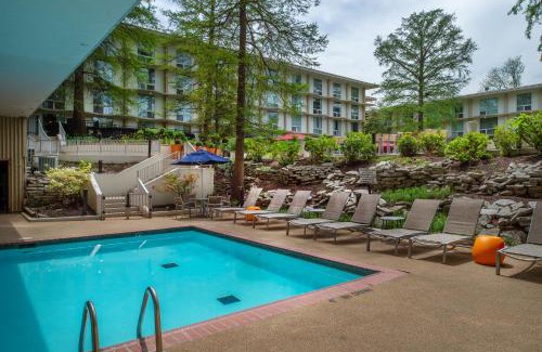Airport Township Hotel | Marriott St. Louis Airport